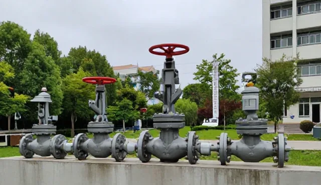 机械设备技术咨询:常见误区分析与应对策略